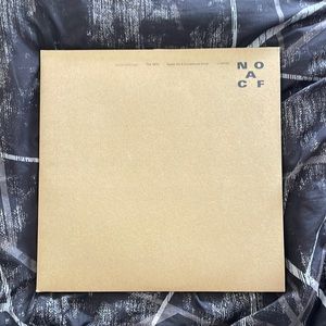 ✨ NWOT ✨The 1975 Note On A Conditional Form Vinyl Album (2 Vinyls) 🎵🎶